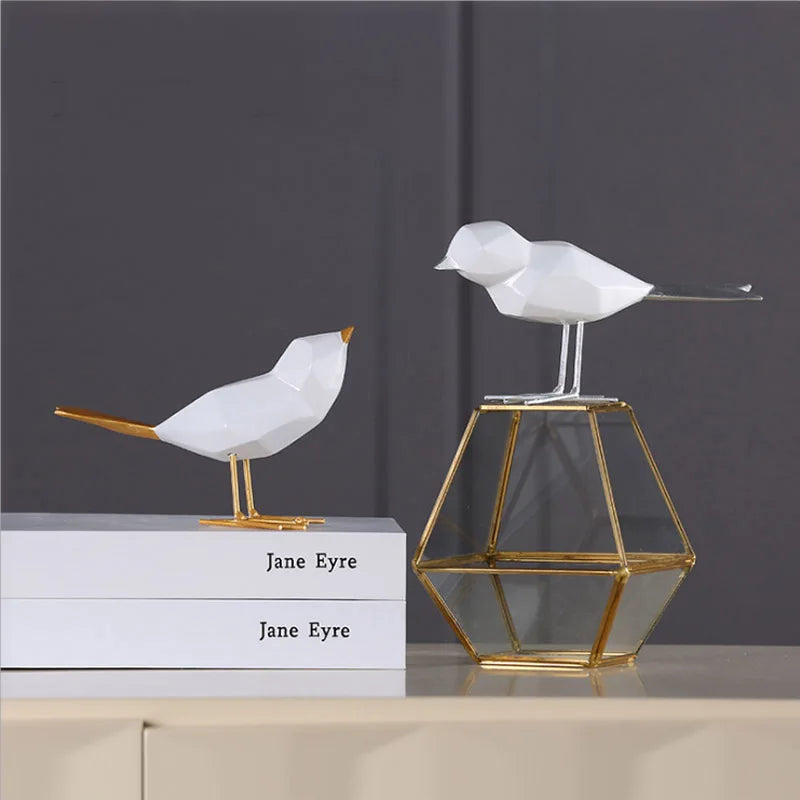 Modern Cute Resin Bird Figurine European Ornaments Geometric Origami Animal Statue Home Office Bird Sculpture Abstract Decorati